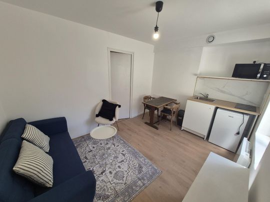 Location Appartement 2 pièces 21m² DOUAI 59500 - Photo 1