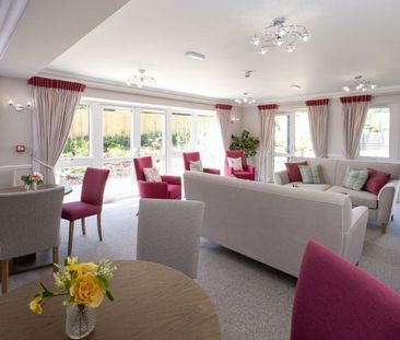 Colebrooke Lodge, Reigate - Photo 2