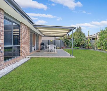 Modern Family Home in Prime Location – Close to M1 & Berwick - Photo 5