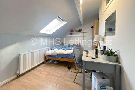 5 Bedroom Mid Terraced House for rent in Ash Road - Photo 5