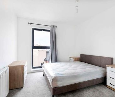 Fleet Street, Swindon, SN1 - Photo 3