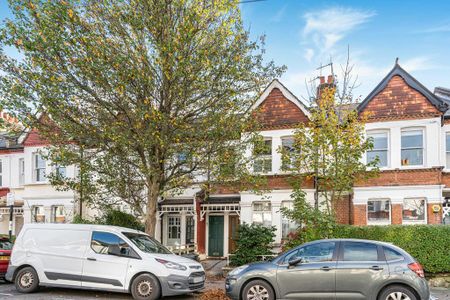 2 bedroom maisonette to rent - Photo 4