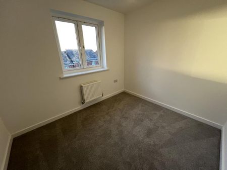 3 bedroom semi-detached house to rent - Photo 2