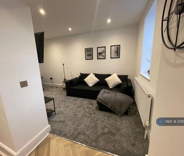 2 bedroom maisonette to rent - Photo 5