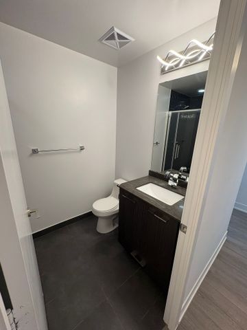 For Lease - 9471 Yonge Street Unit# 710, Richmond Hill, Ontario - Photo 2