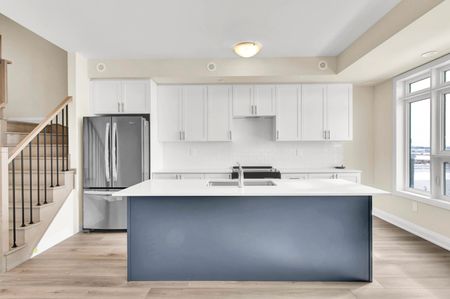 For Lease - 1589 Rose Way Unit# 115, Milton, Ontario - Photo 3