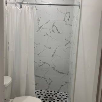 Downtown Toronto, College/Bathurst Basement room+PrivateBathroom 850/M - Photo 2