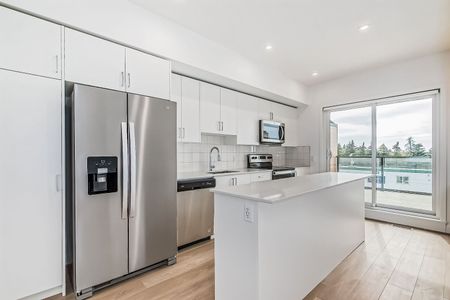 8506 21 Avenue Southeast, Calgary, AB, Canada - Photo 5