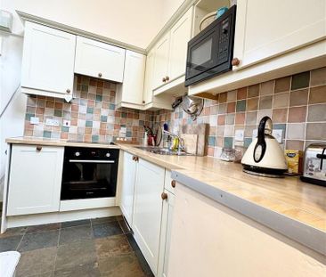 1 bedroom barn conversion to rent - Photo 3