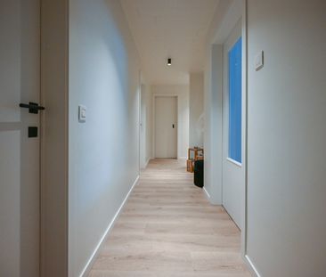 Hoogwaardig afgewerkt appartement in hartje Ingelmunster - Photo 2