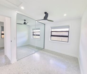 Modern Granny Flat! Street Facing! Water Usage Included! - Photo 5