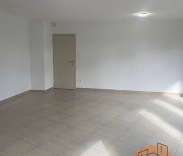 Appartement te huur in Laken - Photo 2