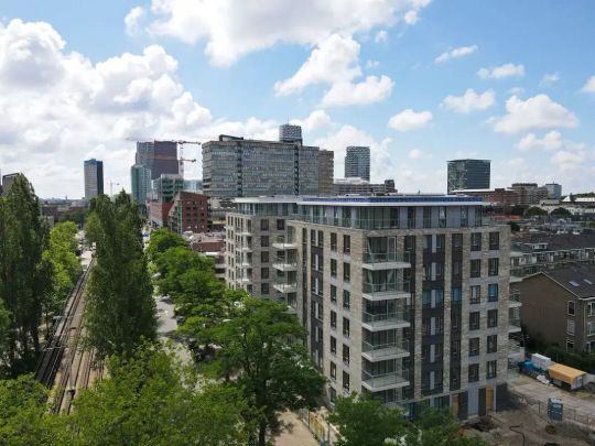 Appartement de trois pièces Juliana van Stolberglaan 110, La Haye - À louer - Photo 1