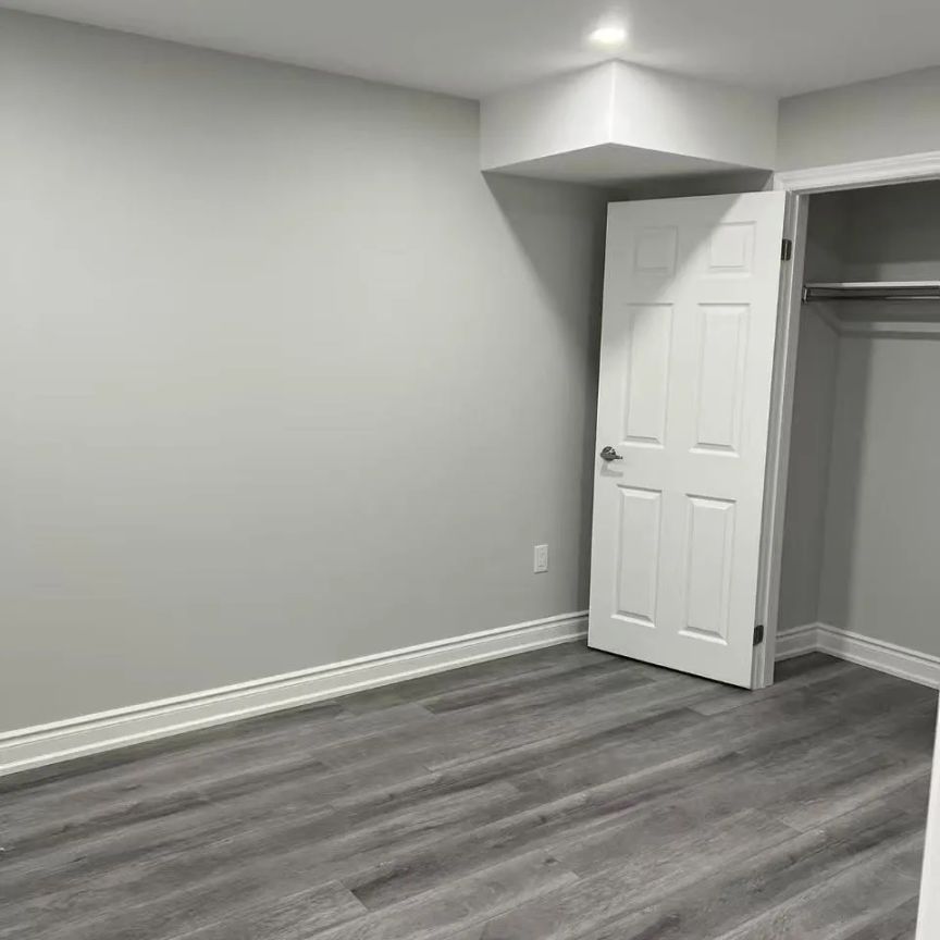 68 Peshawar Avenue #LOWER - Photo 1