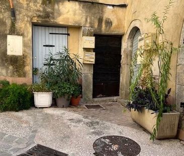 Location Appartement 3 pièces 45m² BRIGNOLES 83170 - Photo 6