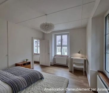 Appartement 4 pièces lumineux au c?ur de la vieille ville - Foto 4