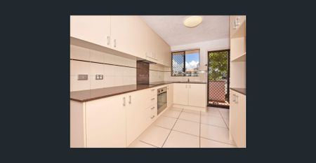 Two-Bedroom Unit in Prime Kings Beach Location - Photo 4