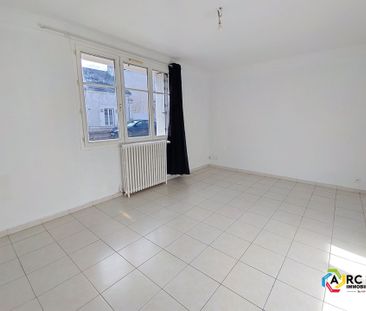 Location Appartement 4 pièces 90m² - Photo 2