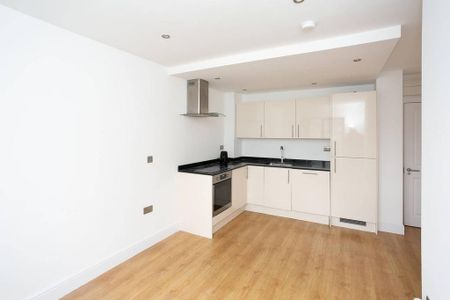 1 bedroom flat to rent - Photo 2