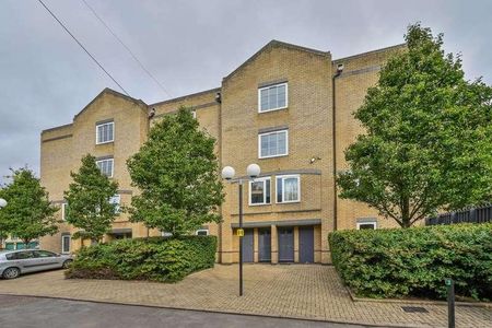 Conant Mews, Aldgate, E1 - Photo 3