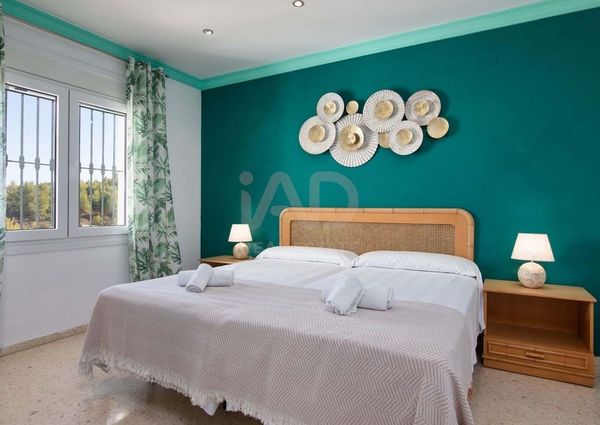 Alicante, Valencian Community 03700