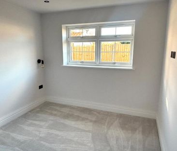 3 bedroom bungalow to rent - Photo 3