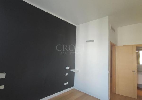 Parioli-Piazza delle Muse: Restored 3 bedroom, 3 Bath, spacious living, kitchen, balcony, near park, master bed & 2 single bedrooms. Ref 1045