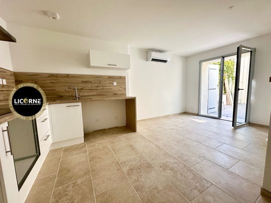 Location Appartement 2 pièces 41m² LE PUY STE REPARADE 13610 - Photo 1