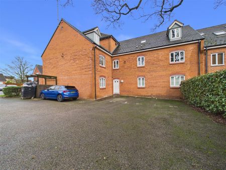 2 bedroom Flat to rent - Photo 4