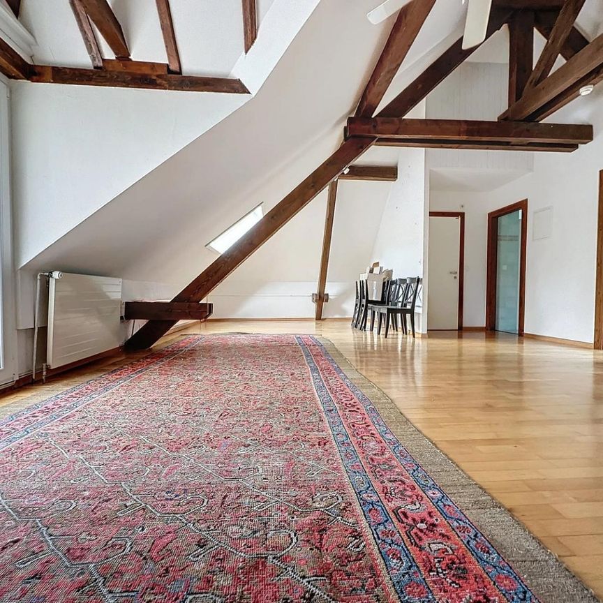 Appartement 4 pièces avec du cachet dans une villa à Bellevue de 120 m2. - Foto 1