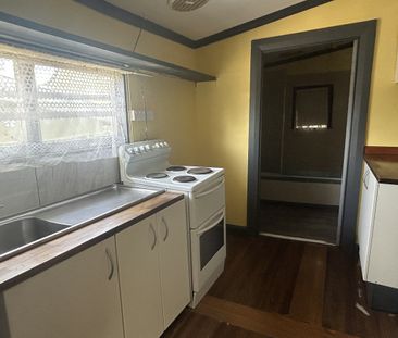 Two bedroom home - Photo 5