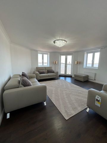 2 Bed Flat, Quebec Quay, L3 - Photo 2
