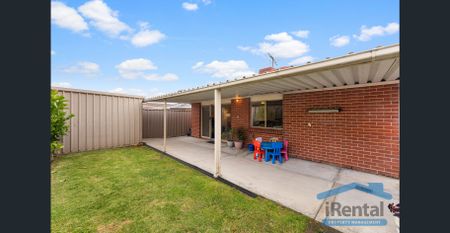 2 bedroom, large living, low maintenance family home - Photo 5