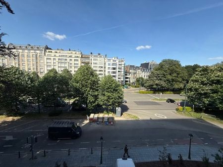 Appartement te huur - Foto 2