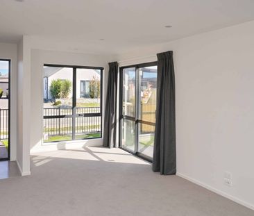 Easy Living at its Best - Photo 1