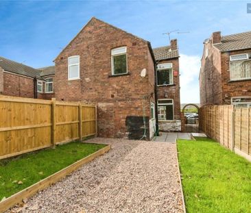 3 bedroom semi-detached house to rent - Photo 6