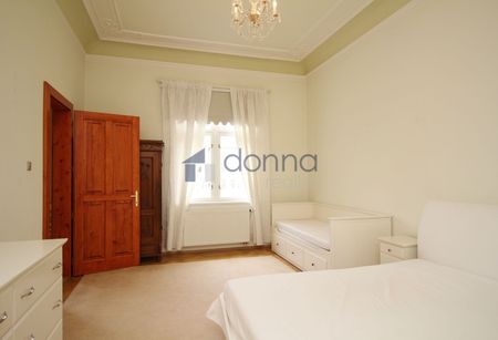 Pronájem bytu 2+1 80 m², Dušní, Praha - Fotografie 3