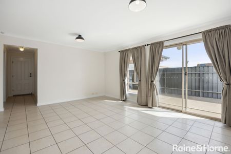 3 Bedroom Home to rent! - Photo 3