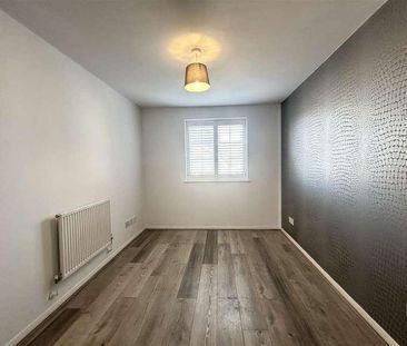 Heathcote Gardens, Harlow, CM17 - Photo 5