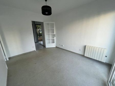 Location appartement t1 bis 2 pièces 32 m² à Rodez (12000) - Photo 4