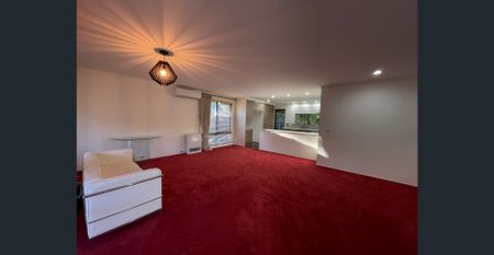 Sit back and relax - Photo 2