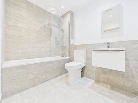 Lakeside East, The Causeway, Staines-Upon-Thames,TW18 - Photo 4