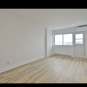 BEL APPARTEMENT A LOUER A MONTREAL - Photo 2