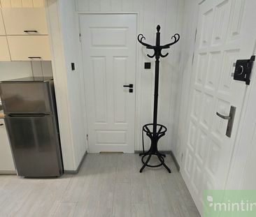 Centrum! Duża kawalerka z balkonem i parkingiem. - Photo 5