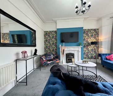 9 bedroom house to rent - Photo 1