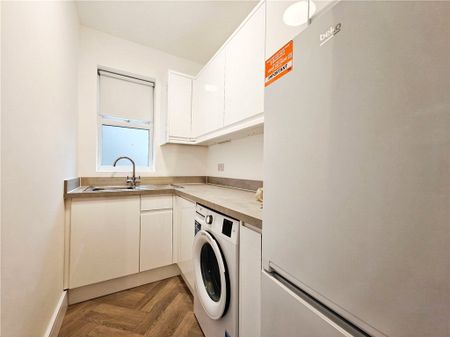 Victoria Road, Guildford, Surrey, GU1 4DJ - Photo 4