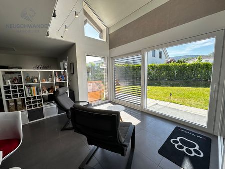 In a residential area with a lovely swimming pool - Photo 2