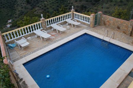 Country property set in the heart of the Frigiliana for winter rental - Photo 5