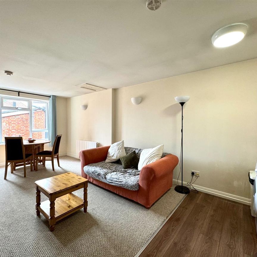 1 bed house to rent in Post Office Lane, Wantage, OX12 - Photo 1