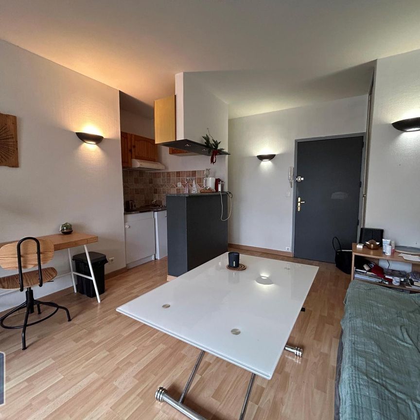 Location Appartement 1 pièce 29m² BRIVE LA GAILLARDE 19100 - Photo 1